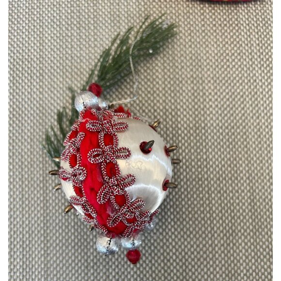 Vintage Handmade Beaded Christmas Satin String Ornament Red Silver - Picture 3 of 4